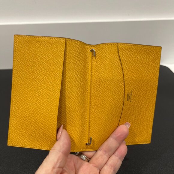 Hermes Agenda/Passport Holder/Notebook Cover Mustard Great Condition! (JB1139) - Picture 2 of 3